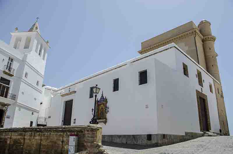 Cádiz 11 - iglesia de Santa Cruz - catedral Vieja.jpg
